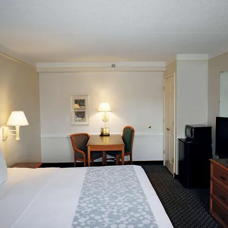 La Quinta Inn By Wyndham Tampa Bay Pinellas Park Clearwater Exterior foto